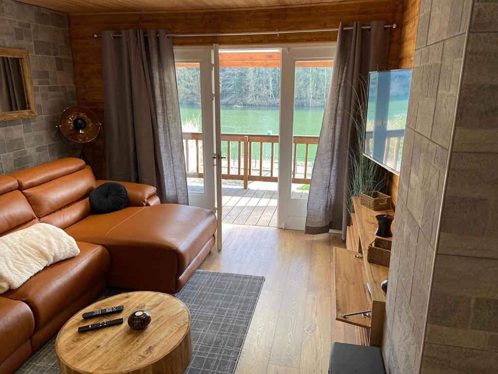 Le Chalet De Hermeton Hastiere-par-dela Exteriör bild