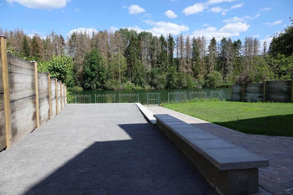 Le Chalet De Hermeton Hastiere-par-dela Exteriör bild
