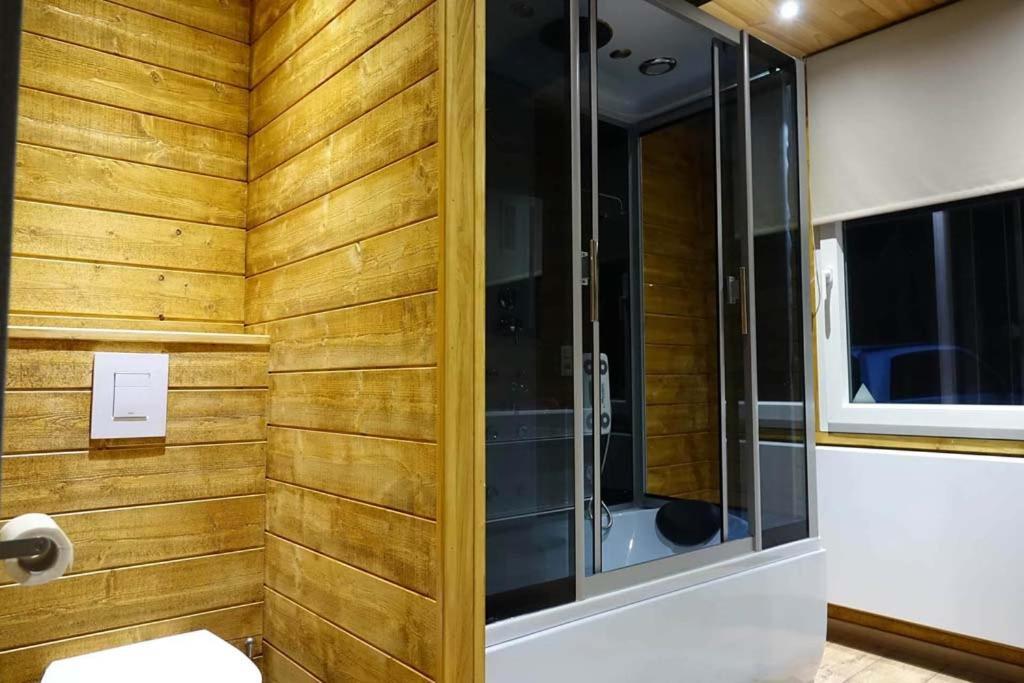 Le Chalet De Hermeton Hastiere-par-dela Exteriör bild