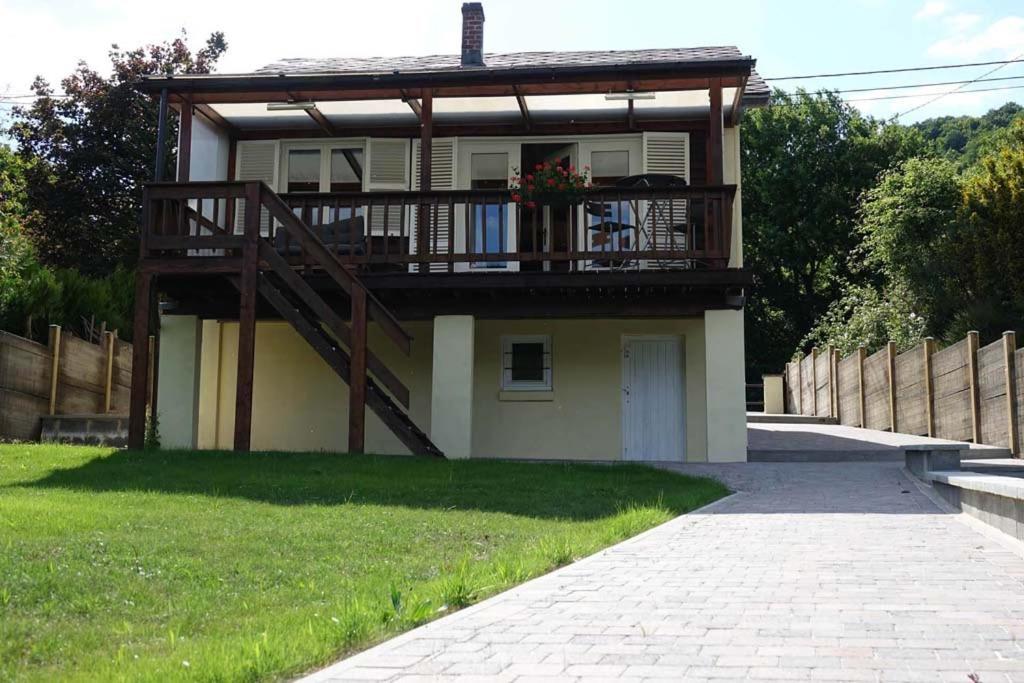 Le Chalet De Hermeton Hastiere-par-dela Exteriör bild